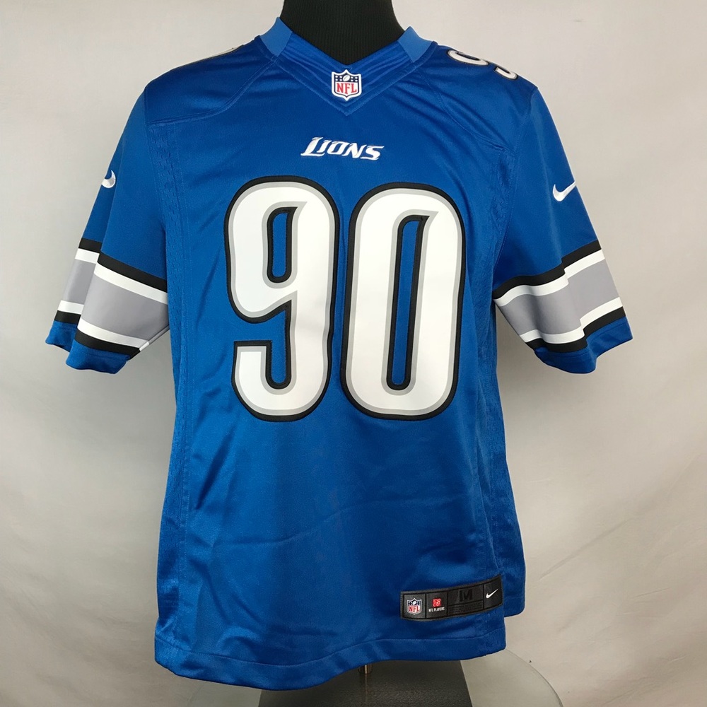 Detroit Lion’s Suh Jersey